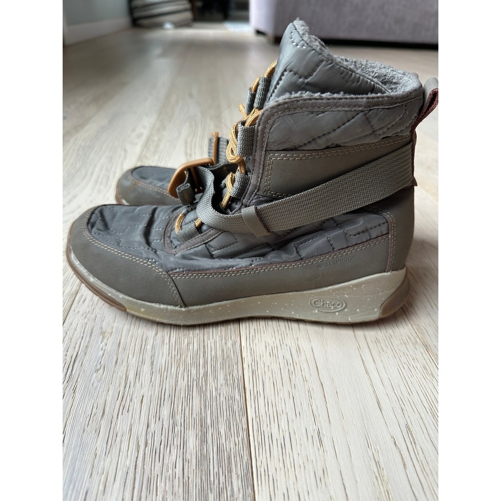 Chaco Borealis Quilt Waterproof Winter Boots Grey JCH108406 Women Size 8
